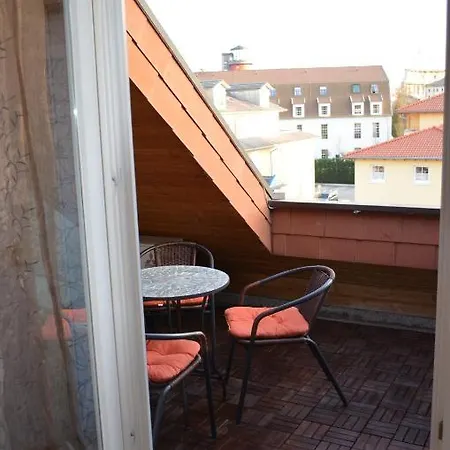 Ferienwohnung Strauch Apartment *
