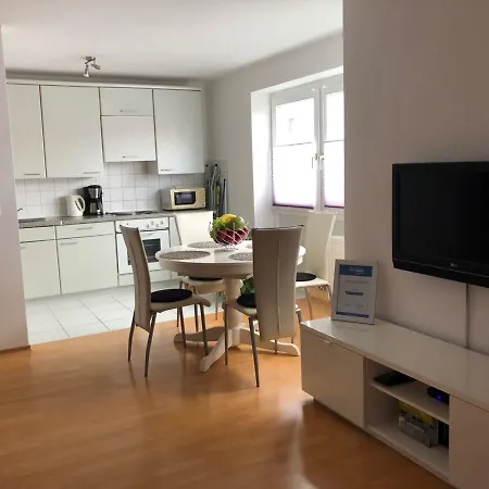 Ferienwohnung Strauch Apartment